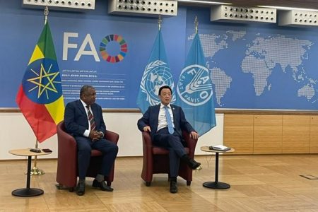 Agriculture Minister discusses with FAO DG