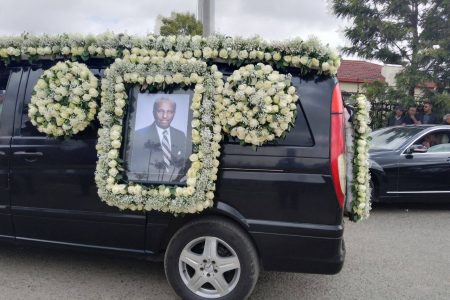 Esteemed economist and politician Bulcha Demeksa laid to rest